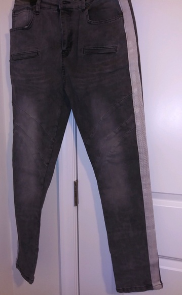 Gray jeans - Picture 1 of 1